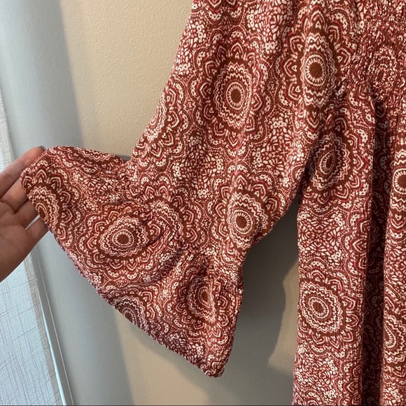 Altar'd State Geometric Off-Shoulder Top Pink. Sz Medium - Picture 4 of 8